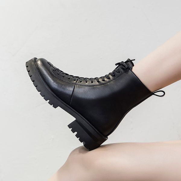 2021 new england vintage fashion cowhide high martin boots motorcycle ankle boots women shoes woman botas mujer shoes women, Black
2021 new england vintage fashion cowhide high martin boots motorcycle ankle boots women shoes woman botas mujer shoes women, Black