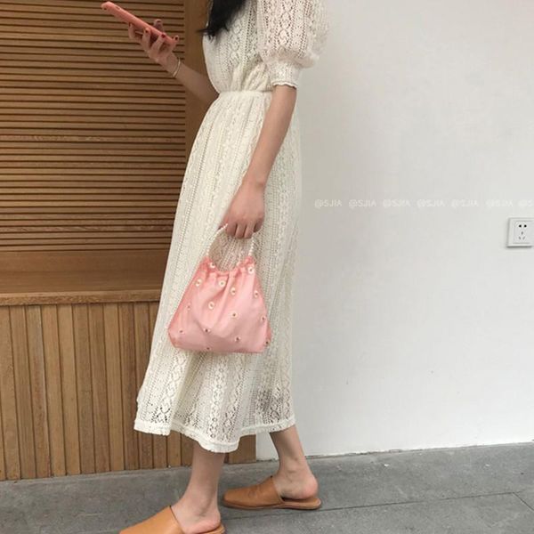 mini summer new fashion pearl ladies hand bag wallet bag embroidery tote daisies women small cute 2021 handbag mesh flowers gudxd
mini summer new fashion pearl ladies hand bag wallet bag embroidery tote daisies women small cute 2021 handbag mesh flowers gudxd