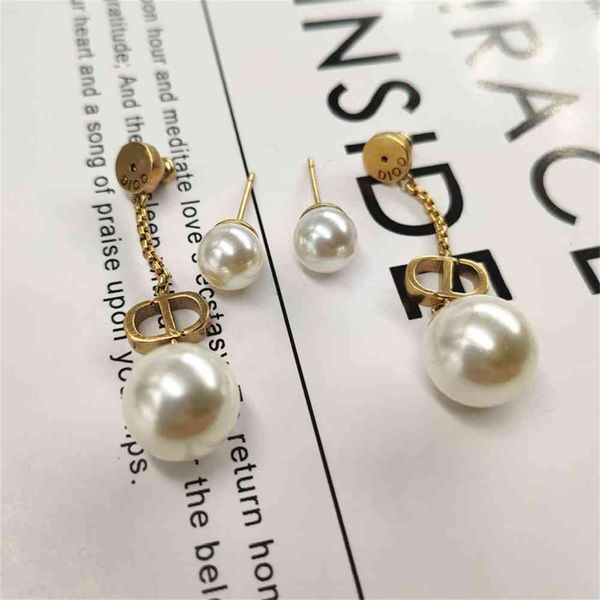 2021 luxury designer jewelry / korean style elegant letter earrings female personality pearl, Silver
2021 luxury designer jewelry / korean style elegant letter earrings female personality pearl, Silver