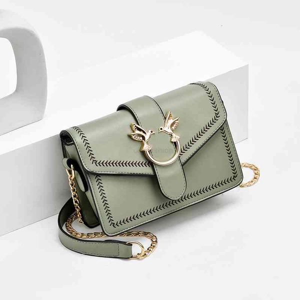 2021 women's small square bag korean version ins feiyan hardware single shoulder messenger bag fashion chain, Black;red
2021 women's small square bag korean version ins feiyan hardware single shoulder messenger bag fashion chain, Black;red