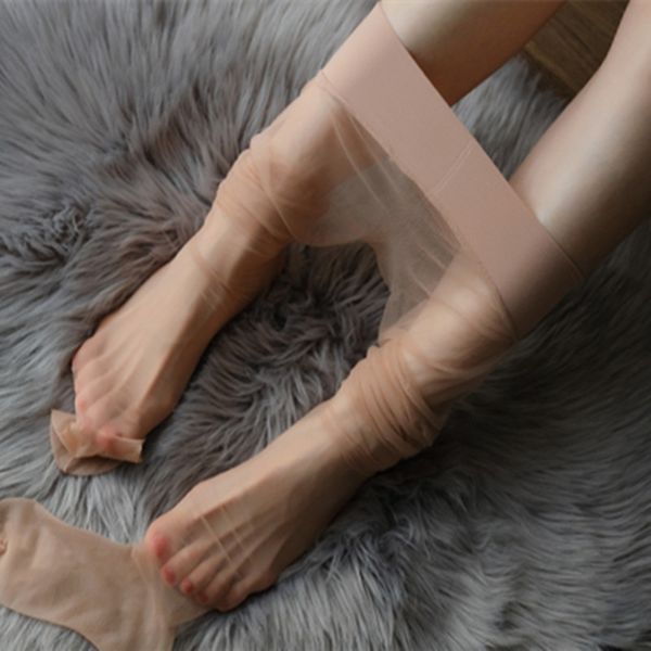 "satin naturally silky" seamls crotch 3d light silky pantyhose thin silk stockings, Red;black
"satin naturally silky" seamls crotch 3d light silky pantyhose thin silk stockings, Red;black