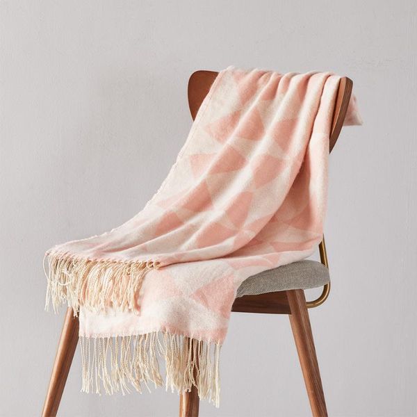 blankets car blanket soft model room shawl living nap bed end