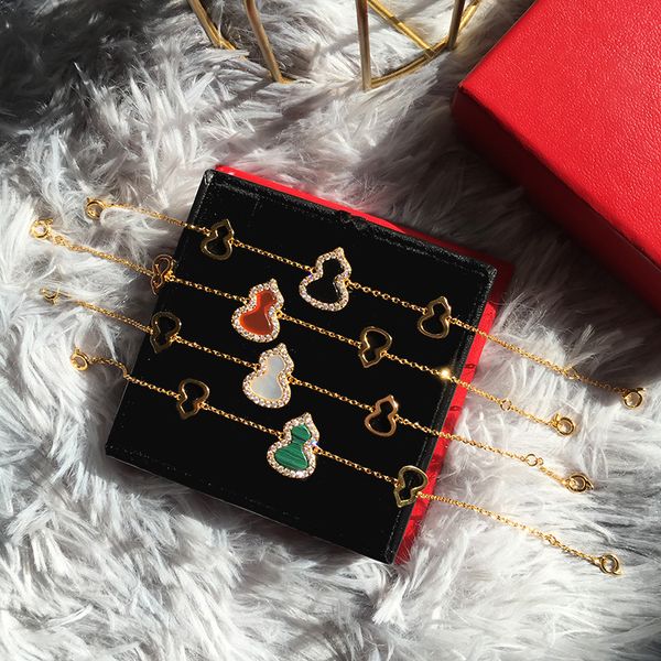 copper gold plated white mother of pearl agate gourd bracelets bangles for women new arrival luxury fashion jewelry wholesale, Golden;silver
copper gold plated white mother of pearl agate gourd bracelets bangles for women new arrival luxury fashion jewelry wholesale, Golden;silver