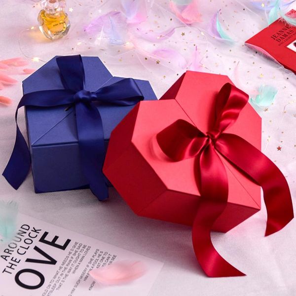 gift wrap valentine's day christmas heart-shaped folding box high-end skin care products lipstick jewelry crafts party decor
gift wrap valentine's day christmas heart-shaped folding box high-end skin care products lipstick jewelry crafts party decor