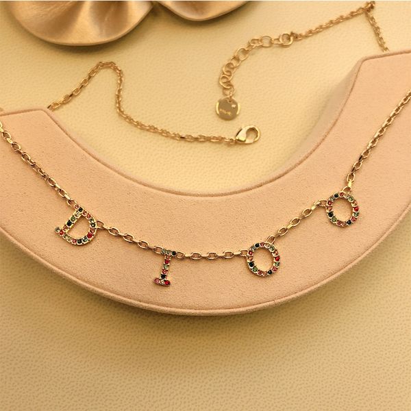 2021 new designer high end color diamond letter necklace women's neck chain, Silver
2021 new designer high end color diamond letter necklace women's neck chain, Silver