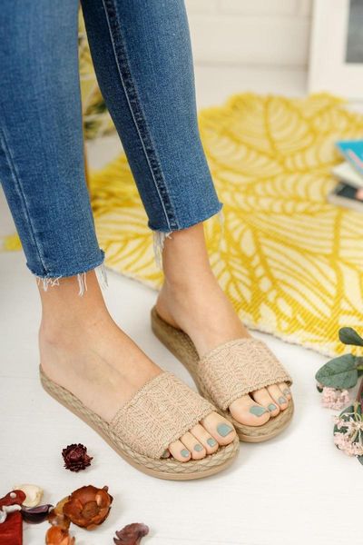 slippers women summer ladies square toe sandals casual beach flat shoes fashion straw 2021, Black
slippers women summer ladies square toe sandals casual beach flat shoes fashion straw 2021, Black