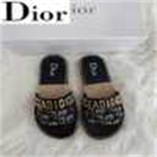 slippers walking designer thongs handmade luxury tennis sandals brand mules slides women shoes casual kam4, Black;white
slippers walking designer thongs handmade luxury tennis sandals brand mules slides women shoes casual kam4, Black;white