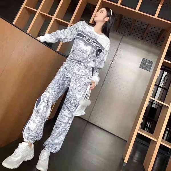 2022 factory wholesale new women's winter fashion leisure sports suit women's loose fashion sweater harlan pants two piece set, Gray
2022 factory wholesale new women's winter fashion leisure sports suit women's loose fashion sweater harlan pants two piece set, Gray