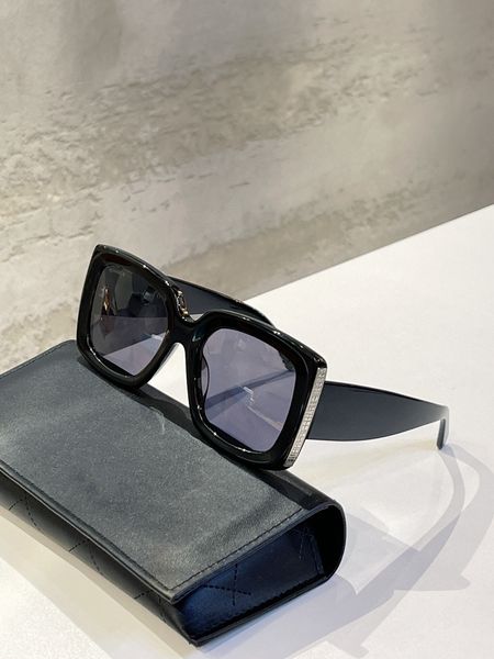 5435 luxury brand designer sunglasses for mens womens uv400 new selling world famous fashion show italian sun glasses eye glass exclusive st, White;black
5435 luxury brand designer sunglasses for mens womens uv400 new selling world famous fashion show italian sun glasses eye glass exclusive st, White;black