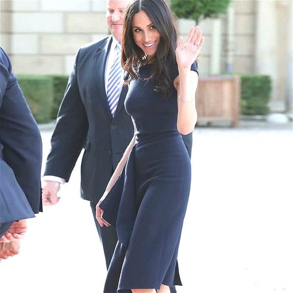 casual dresses kate middleton dress high street office dark blue women's summer fashion one-shoulder irregular party midi, Black;gray
casual dresses kate middleton dress high street office dark blue women's summer fashion one-shoulder irregular party midi, Black;gray