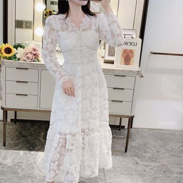 casual dresses 2021 arrive luxury runway white lace dress women long sleeve v-neck flower drill buckle party vestidos, Black;gray
casual dresses 2021 arrive luxury runway white lace dress women long sleeve v-neck flower drill buckle party vestidos, Black;gray