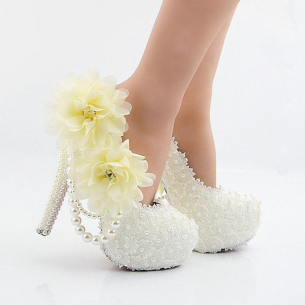 white flowers, white lace jewelry, waterproof table, high heel shoes, pearl wedding shoes, bridal dress, wedding dress,, Black
white flowers, white lace jewelry, waterproof table, high heel shoes, pearl wedding shoes, bridal dress, wedding dress,, Black