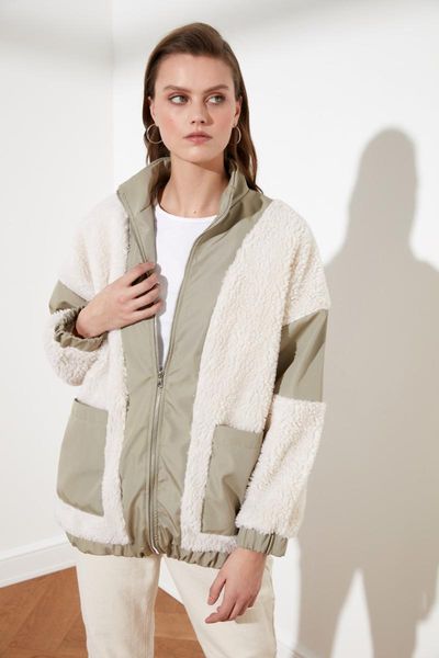 women's jackets trendyol plush gabardine blocky oversize coats twoss21mo0039, Black;brown
women's jackets trendyol plush gabardine blocky oversize coats twoss21mo0039, Black;brown