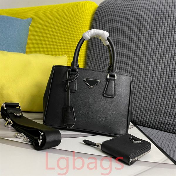 fashion luxurys designers women shoulder bags unique triangle logo leather chest pack men tote handbags purse messenger bag crossbody
fashion luxurys designers women shoulder bags unique triangle logo leather chest pack men tote handbags purse messenger bag crossbody