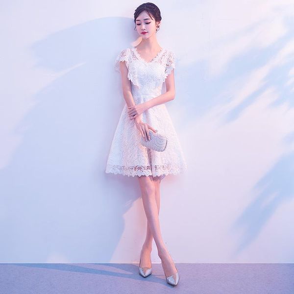 ethnic clothing female elegant v-neck short banquet gown sweet butterfly sleeve lace a-line dresses exquisite evening party dress s-3xl, Red
ethnic clothing female elegant v-neck short banquet gown sweet butterfly sleeve lace a-line dresses exquisite evening party dress s-3xl, Red