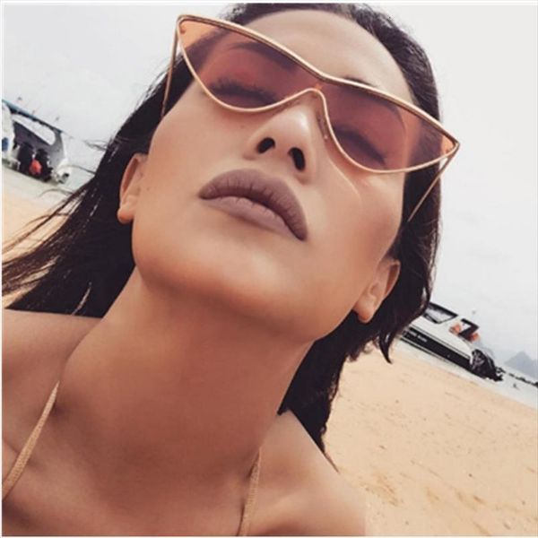 fashioncute sunglases retro cat eye sunglasses women metal triangle vintage sun glasses female oculos de sol, White;black
fashioncute sunglases retro cat eye sunglasses women metal triangle vintage sun glasses female oculos de sol, White;black