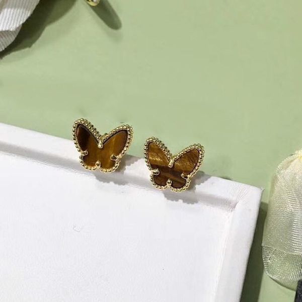 Brand Fashion Jewelry For Women Small Butterfly Brown White Red Earrings Mother of Pearl Gold Color Stud Earrings Party Jewelry, Golden;silver
Brand Fashion Jewelry For Women Small Butterfly Brown White Red Earrings Mother of Pearl Gold Color Stud Earrings Party Jewelry, Golden;silver