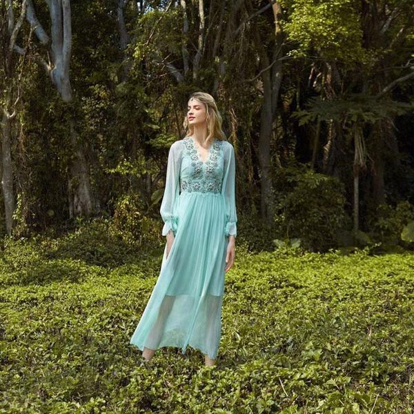 casual dresses 2021 labor-intensive beaded 100% silk dress high street sweet fashion retro elegant summer ladies, Black;gray
casual dresses 2021 labor-intensive beaded 100% silk dress high street sweet fashion retro elegant summer ladies, Black;gray