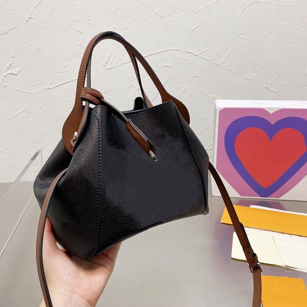 luxury designer handbags crossbody bag shoulder bags different colors genuine leather various styles fashion brand with original box size 25
luxury designer handbags crossbody bag shoulder bags different colors genuine leather various styles fashion brand with original box size 25