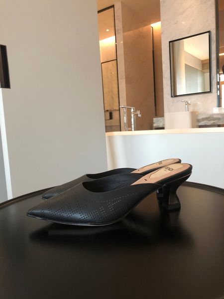 2021 paris women luxurys designers sandals slippers fashion summer girls beach womens sandal slides flip flops loafers high heels shoes with, Black
2021 paris women luxurys designers sandals slippers fashion summer girls beach womens sandal slides flip flops loafers high heels shoes with, Black