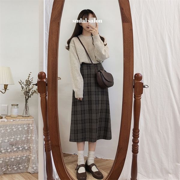 plaid women skirts new autumn plus size skirt female vintage jupe femme faldas mujer high waist school girls mid carf mujer 210315, Black
plaid women skirts new autumn plus size skirt female vintage jupe femme faldas mujer high waist school girls mid carf mujer 210315, Black