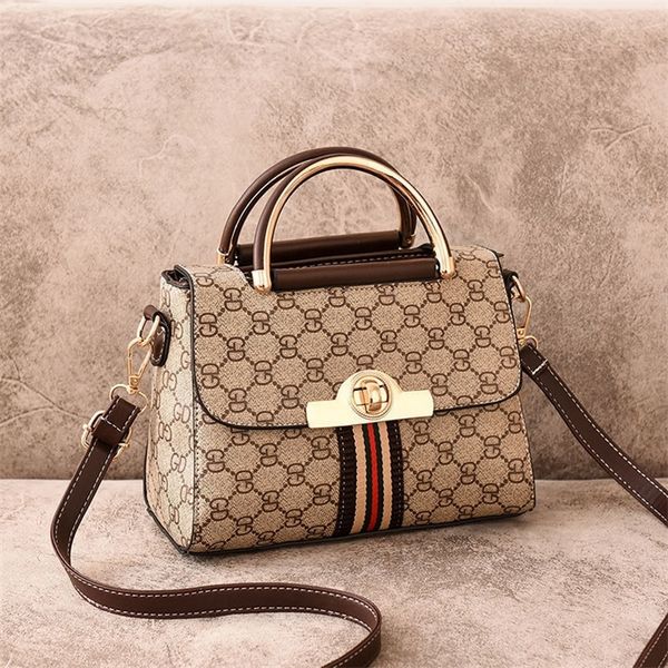 72% off trendy single shoulder messenger bag women's korean version new versatile small square bag
72% off trendy single shoulder messenger bag women's korean version new versatile small square bag