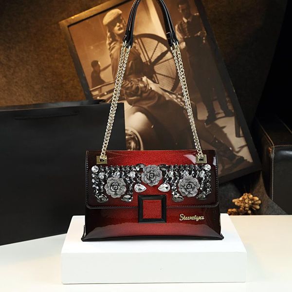 evening bags luxury designer 2021 fashion ladies high-quality leather retro diamond-studded flap underarm bag chain crossbody shoulder
evening bags luxury designer 2021 fashion ladies high-quality leather retro diamond-studded flap underarm bag chain crossbody shoulder