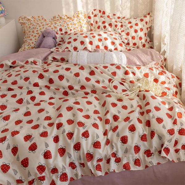 bedding sets lovely sweet strawberry set girl,1.2 1.5 1.8 cute cotton twin full home textile bed sheet pillowcase duvet cover
bedding sets lovely sweet strawberry set girl,1.2 1.5 1.8 cute cotton twin full home textile bed sheet pillowcase duvet cover