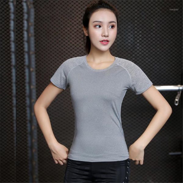 yoga outfits clothing short-sleeved running sports women's quick-drying breathable and thin gym summer style1, White;red
yoga outfits clothing short-sleeved running sports women's quick-drying breathable and thin gym summer style1, White;red