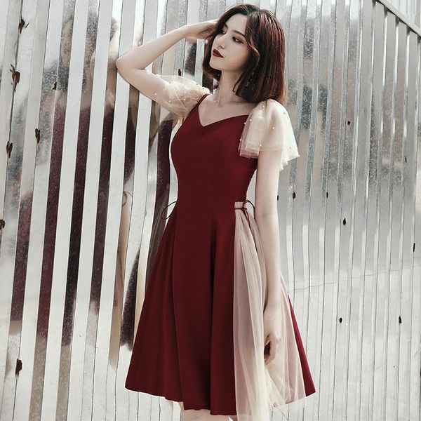 party dresses burgundy short gowns v neck ruffles sleeves prom 2021 knee-length vestidos de fiesta casual dress es2845, White;black
party dresses burgundy short gowns v neck ruffles sleeves prom 2021 knee-length vestidos de fiesta casual dress es2845, White;black