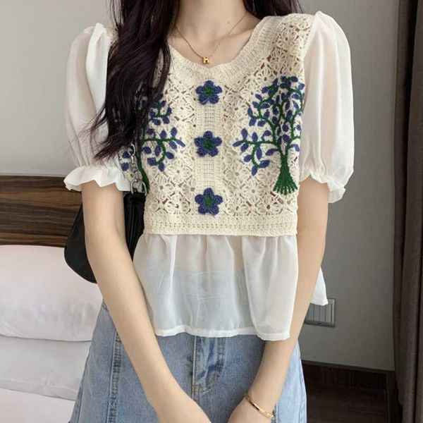 hollow out embroidery blouse for women summer patchwork chiffon shirt female puff sleeve elegant blusas 210526, White
hollow out embroidery blouse for women summer patchwork chiffon shirt female puff sleeve elegant blusas 210526, White