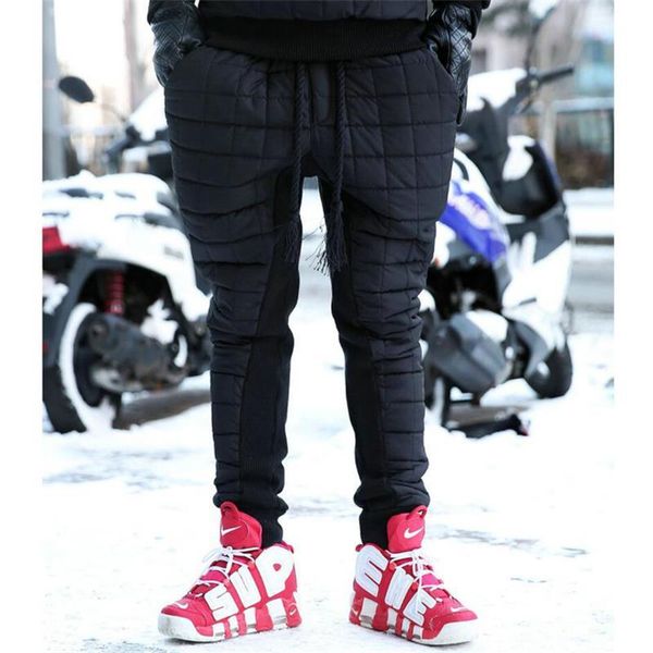 men's pants brushed sports cotton autumn and winter solid color knitted stitched checkered quilted lace up leggings, Black
men's pants brushed sports cotton autumn and winter solid color knitted stitched checkered quilted lace up leggings, Black