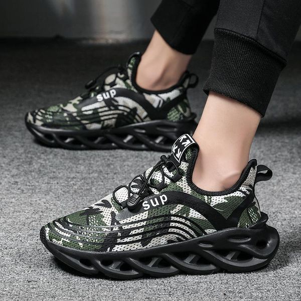 men sports shoes lightweight breathable fashion mixed color running sneakers casual 39-46 2248, Black
men sports shoes lightweight breathable fashion mixed color running sneakers casual 39-46 2248, Black