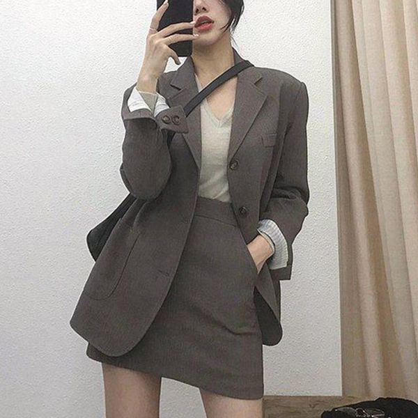 2021 new fashion 2 women suits one button notched blazer coat slim mini skirt two piece set female outfits lzi3, Black;gray
2021 new fashion 2 women suits one button notched blazer coat slim mini skirt two piece set female outfits lzi3, Black;gray