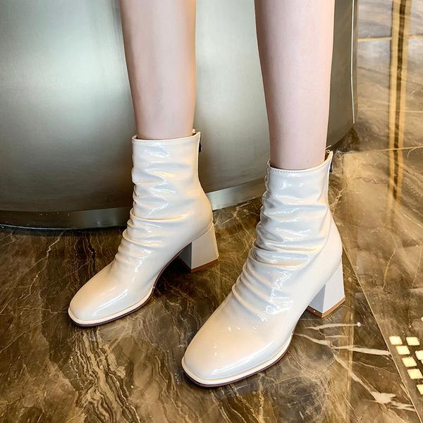 boots patent leather ankle women shoes thick heel winter high short beige black botas de mujer
boots patent leather ankle women shoes thick heel winter high short beige black botas de mujer
