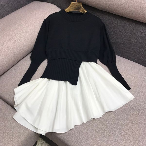 2021 new chic runway vintage o-neck long sleeve knitted chiffon patchwork sweater women autumn winter ruffles pull femme o5ay, Black;gray
2021 new chic runway vintage o-neck long sleeve knitted chiffon patchwork sweater women autumn winter ruffles pull femme o5ay, Black;gray