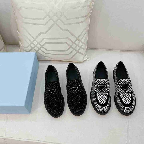2021 r women full diamond casual shoes fashion ladies leather metal buckle loafers luxury brand woman outdoor shoe with box size 35-41, Black
2021 r women full diamond casual shoes fashion ladies leather metal buckle loafers luxury brand woman outdoor shoe with box size 35-41, Black