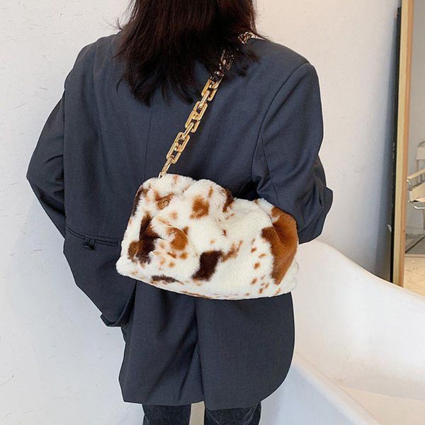 2021 new winter cow print women cloud bags soft plush shoulder bag thick gold chain bag female underarm bags warm fur clutch
2021 new winter cow print women cloud bags soft plush shoulder bag thick gold chain bag female underarm bags warm fur clutch