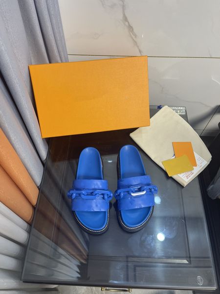 2021 fashion slide sandals slippers for men women with original box designer beach flip flops slipper 1203, Black 
2021 fashion slide sandals slippers for men women with original box designer beach flip flops slipper 1203, Black