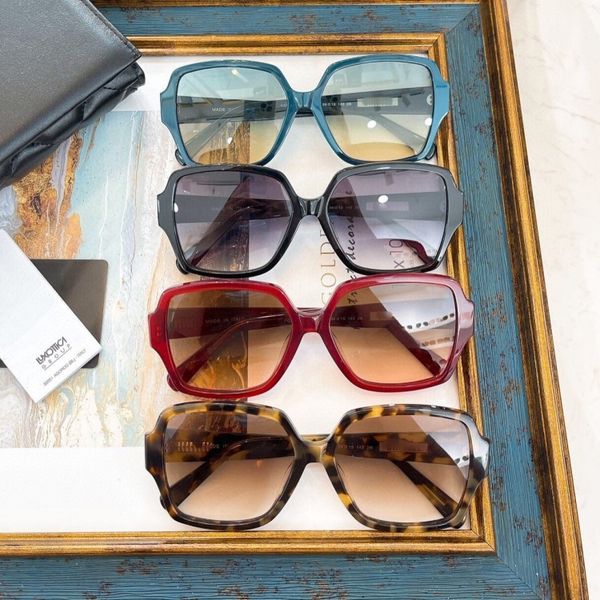 ch5412 star ins net red same personality big box sunglasses women's fashion, White;black
ch5412 star ins net red same personality big box sunglasses women's fashion, White;black