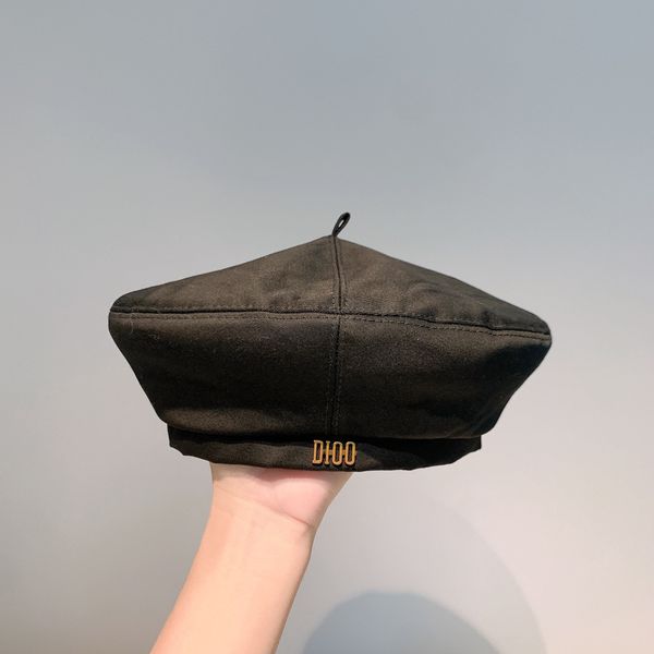 family d female english alphabet autumn winter beret british korean 2021 new octagonal hat, Blue;gray
family d female english alphabet autumn winter beret british korean 2021 new octagonal hat, Blue;gray