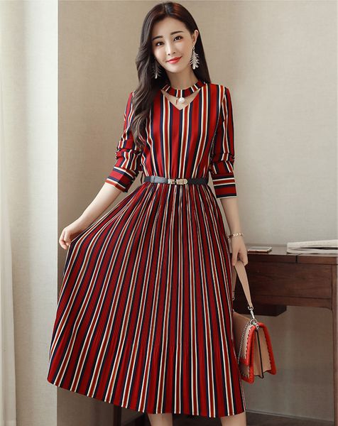 2021 new elegant striped fashion female spring autumn v-neck plus size women clothing slim long es vestido wxf722 xjyu, Black;gray
2021 new elegant striped fashion female spring autumn v-neck plus size women clothing slim long es vestido wxf722 xjyu, Black;gray