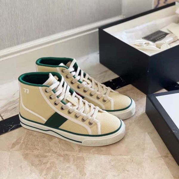 luxury designer shoe platform bee men women sneakers lace-up outdoor fashion woman casual shoes with box, Black
luxury designer shoe platform bee men women sneakers lace-up outdoor fashion woman casual shoes with box, Black