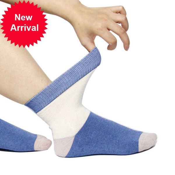 5 pairs/lot diabetic socks for diabetics hypertensive patients prevent varicose veins thicken warm sock women men autumn winterybld, Black;white
5 pairs/lot diabetic socks for diabetics hypertensive patients prevent varicose veins thicken warm sock women men autumn winterybld, Black;white