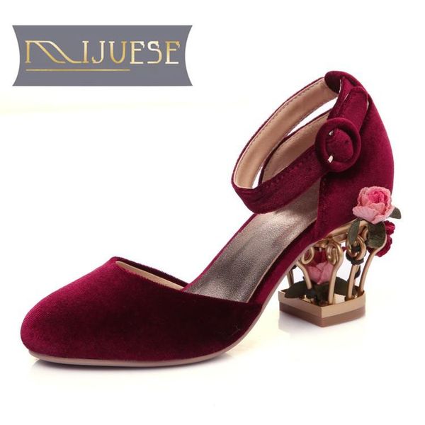 dress shoes mljuese 2021 women pumps luxury sheepskin velvet autumn spring floral style heel buckle strap high heels size 33-41, Black
dress shoes mljuese 2021 women pumps luxury sheepskin velvet autumn spring floral style heel buckle strap high heels size 33-41, Black