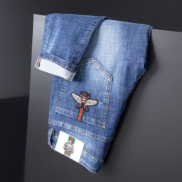 men's jeans 2021 fashion brand young and middle-aged stretch slim bee embroidered leggings thick autumn winter, Blue
men's jeans 2021 fashion brand young and middle-aged stretch slim bee embroidered leggings thick autumn winter, Blue