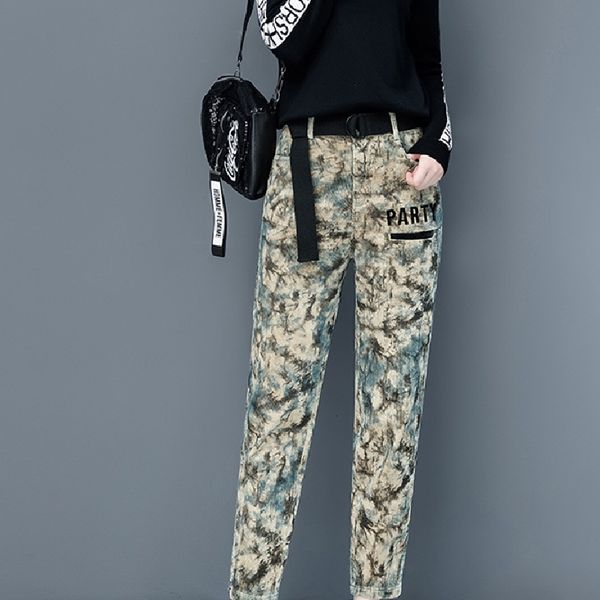 2021 new casual breeches, women's corduroy fashion girl, pencil, pencil pants, comfy, high-quality pants. tb52, Black;white
2021 new casual breeches, women's corduroy fashion girl, pencil, pencil pants, comfy, high-quality pants. tb52, Black;white