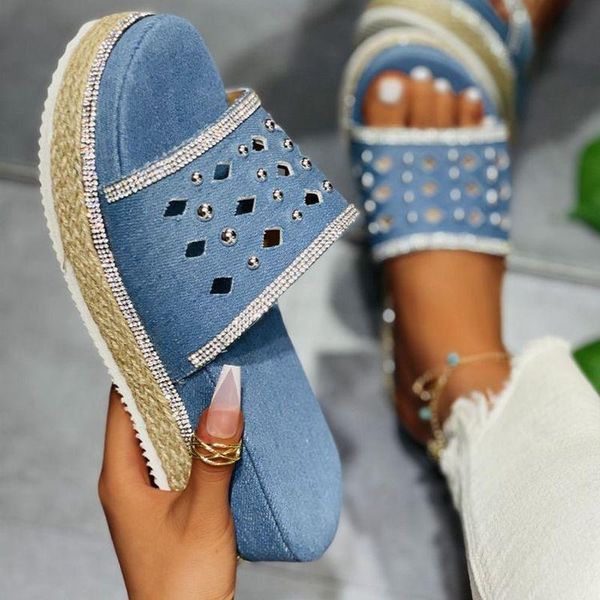 slippers 2021 women's flip flops fashion sandals simple vamp rhinestone rivets thick-soled beach shoes adult, Black
slippers 2021 women's flip flops fashion sandals simple vamp rhinestone rivets thick-soled beach shoes adult, Black