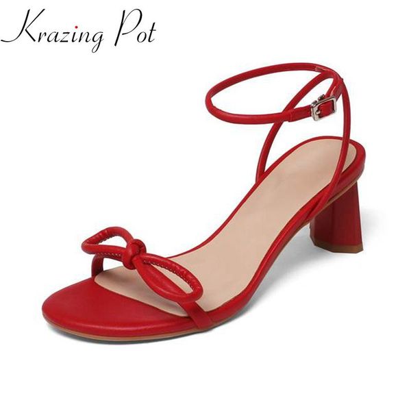sandals krazing pot 2021 natural leather peep toe solid butterfly-knot summer shoes brand vacation ankle buckle straps women l68, Black
sandals krazing pot 2021 natural leather peep toe solid butterfly-knot summer shoes brand vacation ankle buckle straps women l68, Black