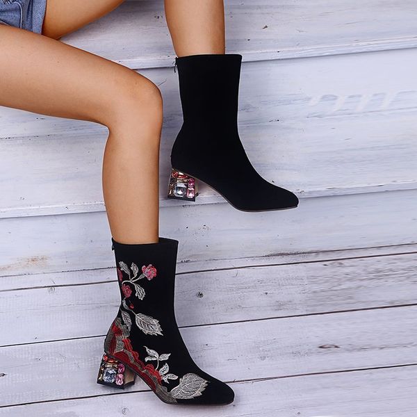 414243 size ethnic style new embroidered womens boots rhinestone mid heel black mid-calf boots for women embroidered shoes foreign trade lar
414243 size ethnic style new embroidered womens boots rhinestone mid heel black mid-calf boots for women embroidered shoes foreign trade lar